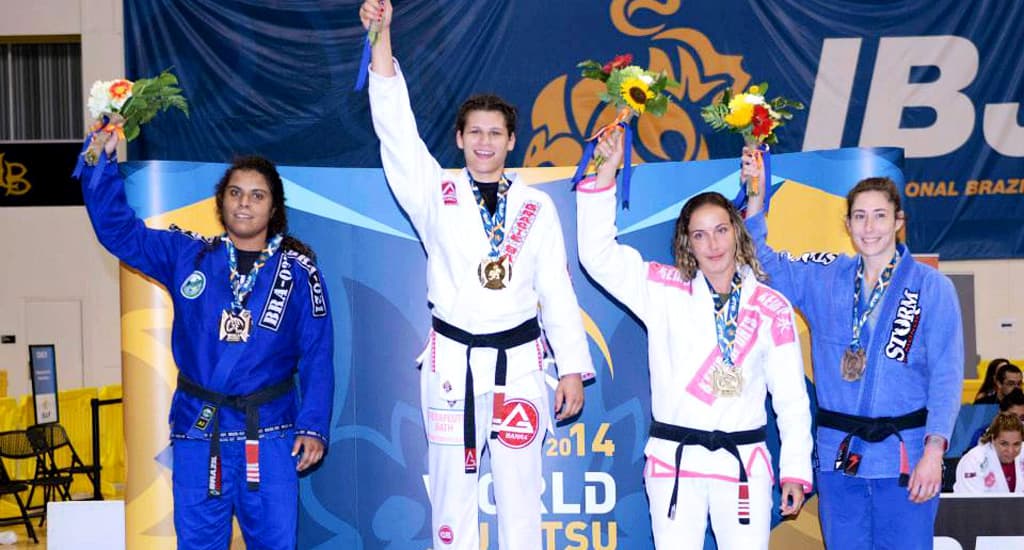 Ana Laura Gonçalves Cordeiro