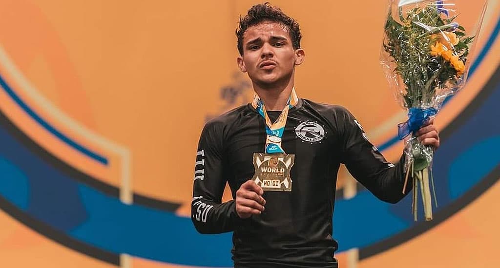 Everton Celio de Souza Teixeira